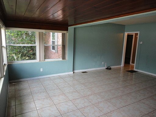 3rd image of 2024 Newman St