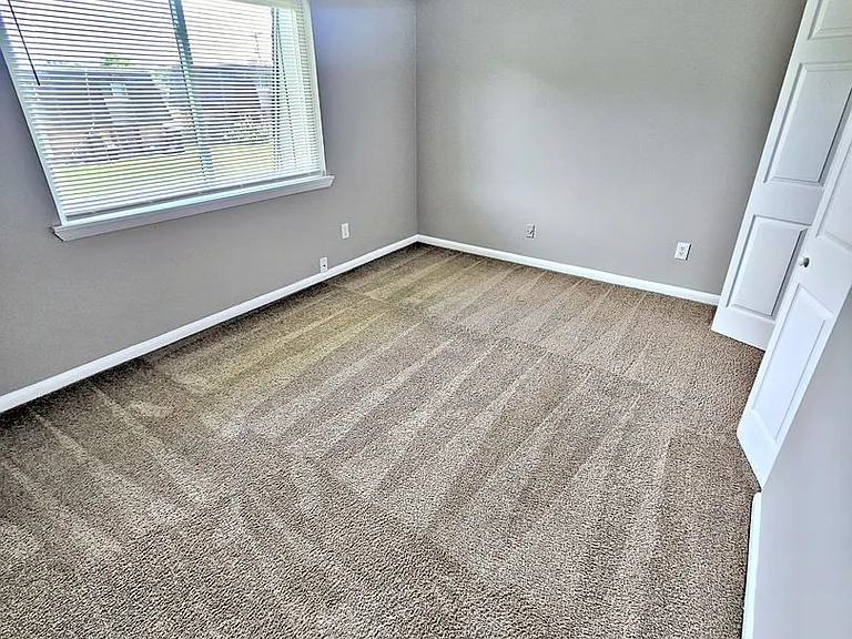 Avalon Cove Townhomes — Photo 23