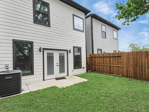 4th image of 6734 Avenue Punit #B