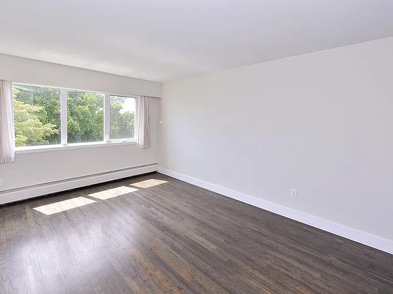 628 Dallas Rd #105 — Photo 28