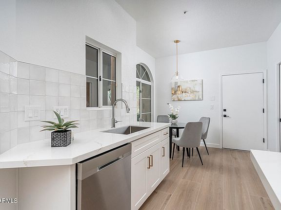 4th image of 8982 E MAPLE Drive