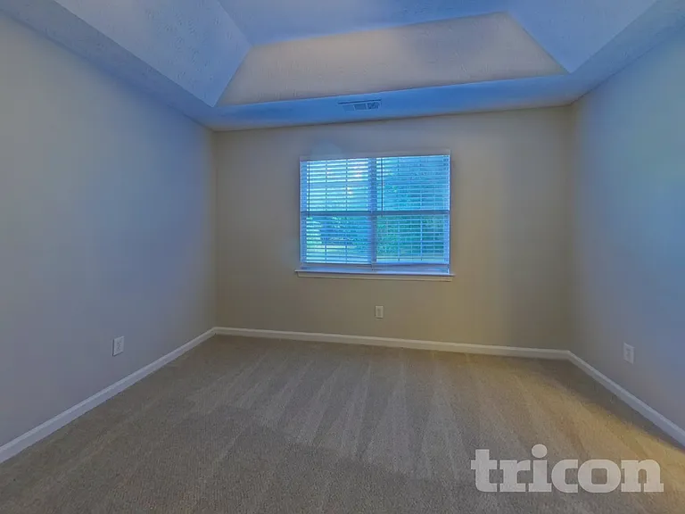 45 Brighton Dr — Photo 7
