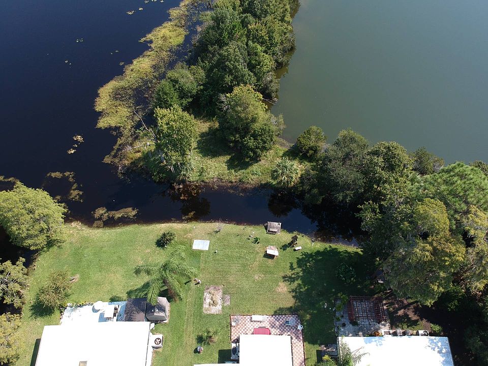 2nd image of 4300 Forest Ln
