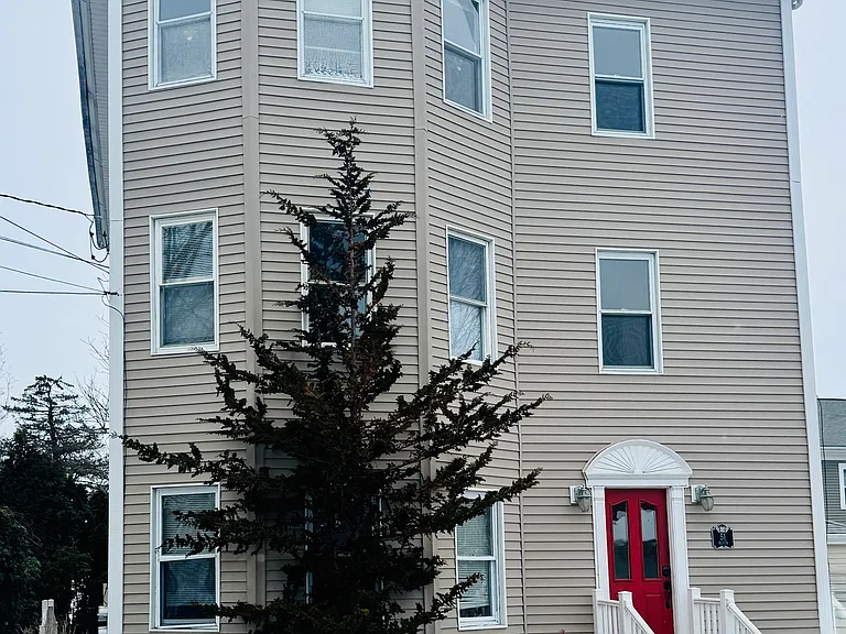 Oliver St — Photo 13