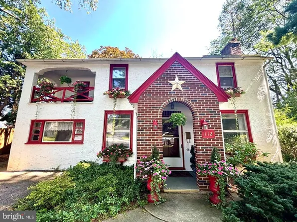 112 N New St, Lititz, PA 17543