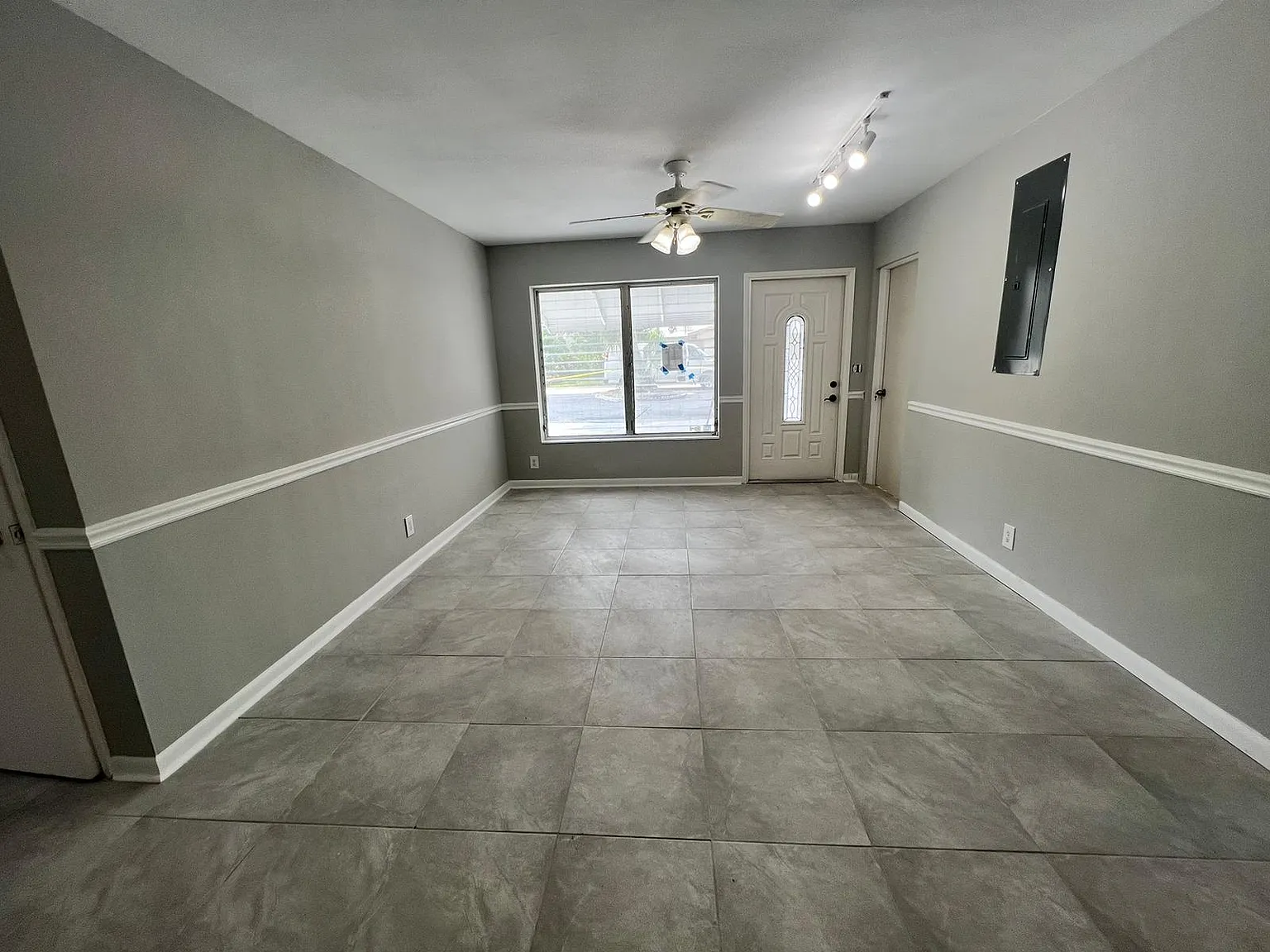 2 bed, $2,350 — Photo 4