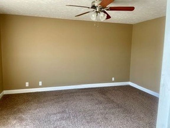 5th image of 3166 King Ridge Blvd