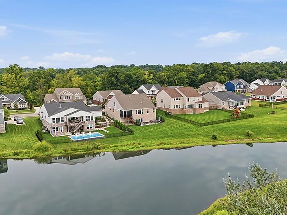 3rd image of 3785 Sturbridge Way