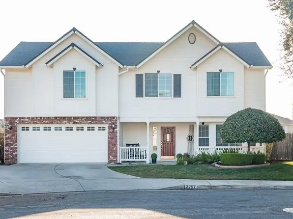 2757 E Jon Dr, Fresno, CA 93720