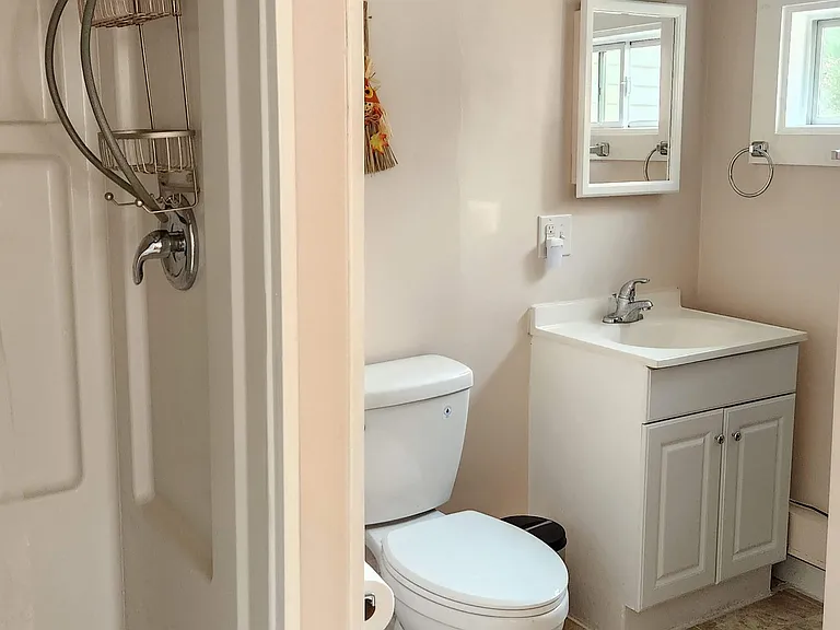 307 Riverview Dr — Photo 8