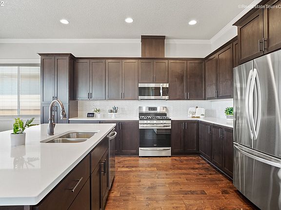 2nd image of 28564 NW Shaddon St