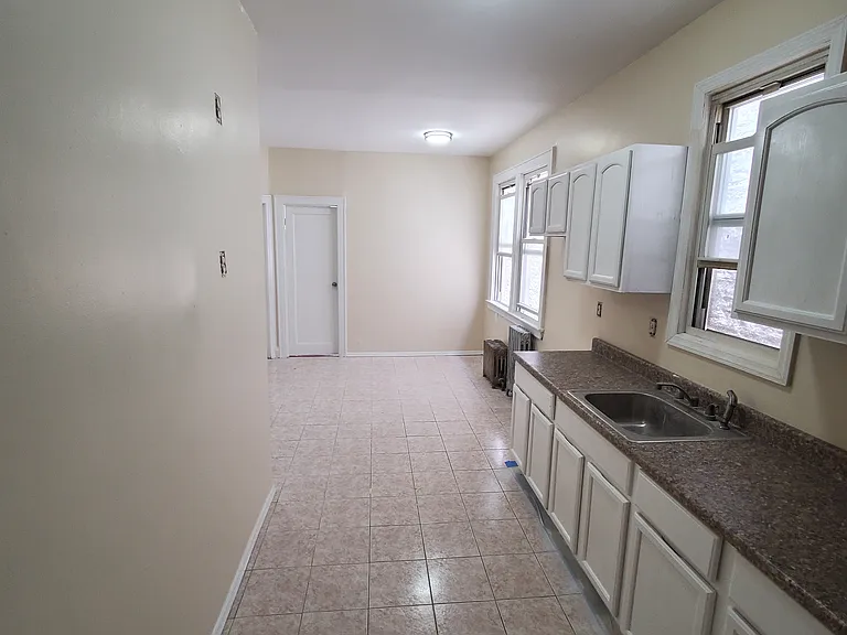 475 Lenox Rd #1 — Photo 13
