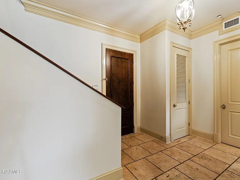 605 Silverstone Rd #204B — Photo 2