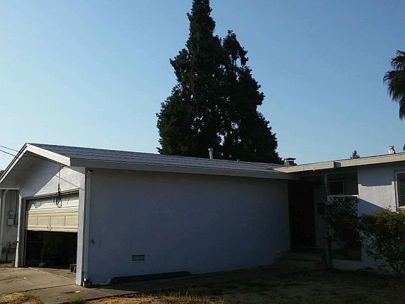 3rd image of 43241 Charleston Way