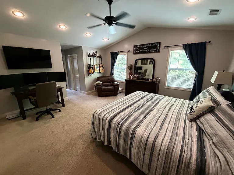1068 Aberlea Valley Cir — Photo 11