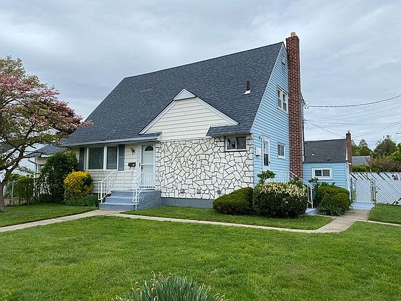 2nd image of 1 Hicks Cir