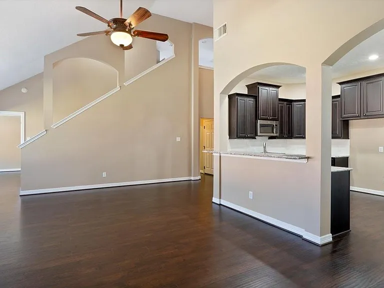 20518 Indian Grove Ln — Photo 6