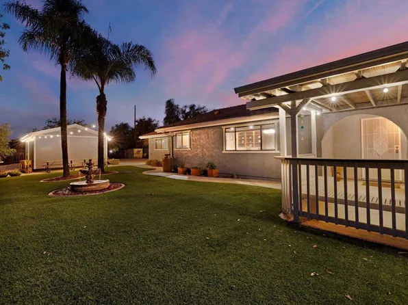 11152 Toyon Hill Dr, Lakeside, CA 92040