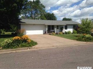 1011 W Marshall St, Rice Lake, WI 54868