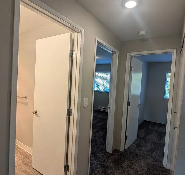 Stillwater Apartments — Photo 21