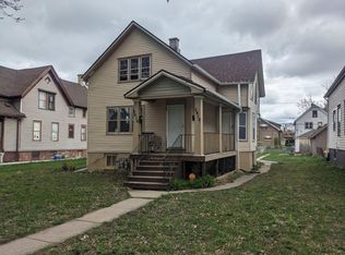3416 N 17th St #A, Milwaukee, WI