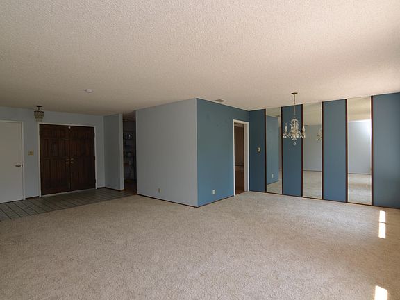 3rd image of 4110 El Macero Dr