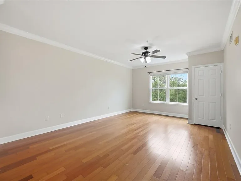 204 E South St #4053 — Photo 12