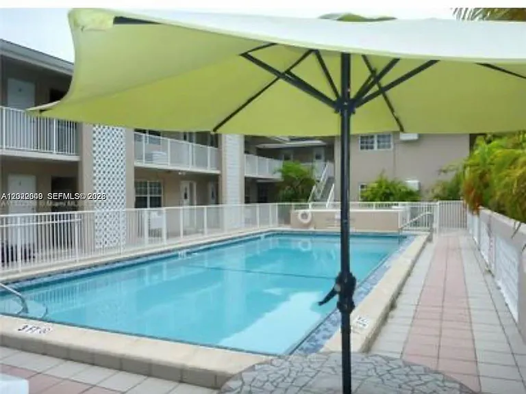 6565 Santona St #B12A — Photo 2