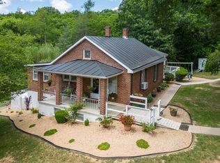 103 Bethany Rd, Lexington, VA 24450