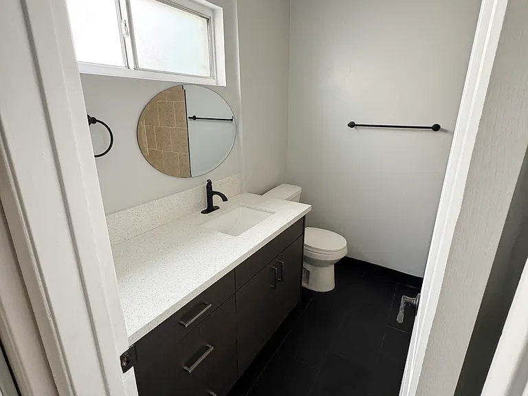 6911 Haskell Ave #108 — Photo 8