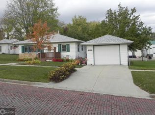 305 Jefferson St, Bedford, IA 50833