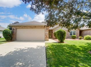 104 Heckman Dr, Englewood, OH