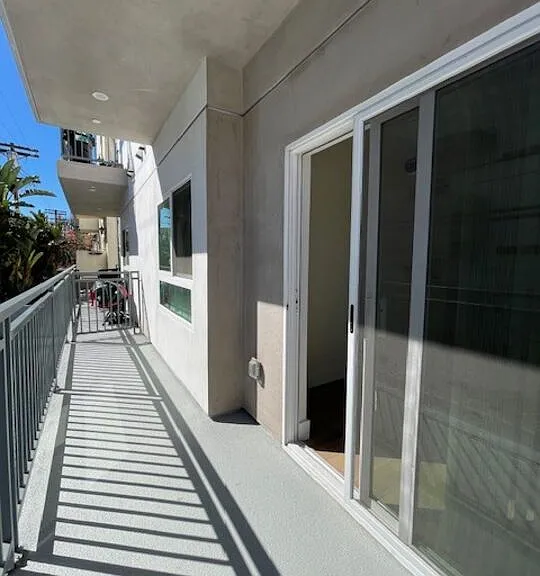 11042 La Maida St #202 — Photo 23
