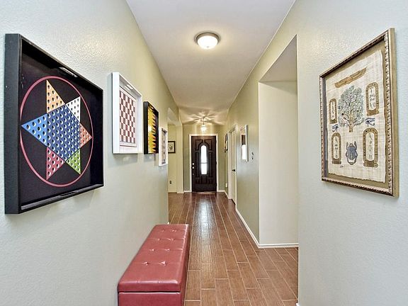 2nd image of 3212 Canyon Ledge Cv