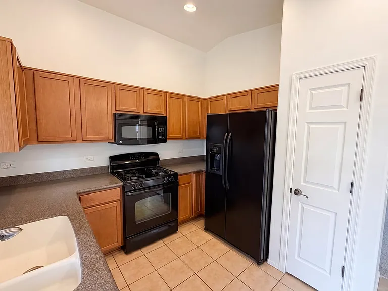 1018 E Lyle Canyon Dr — Photo 15