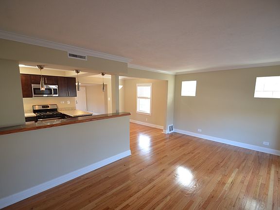 2nd image of 3759 N Cumberland Ave