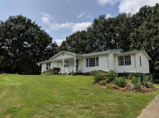 3447 Lakeland Rd, Gainesville, GA 30506