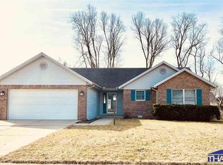 2429 Dutch Ln, Terre Haute, IN 47802