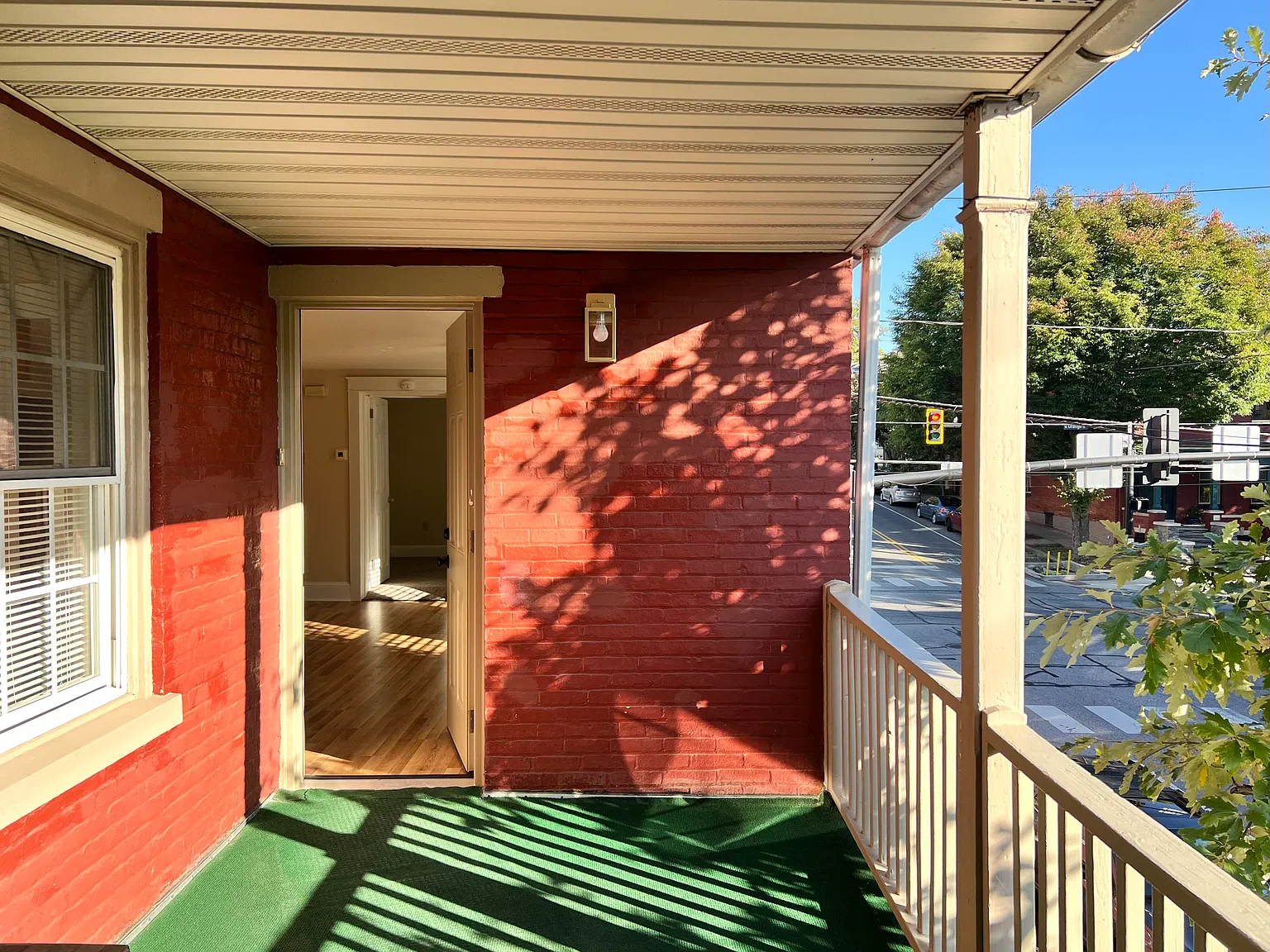4 bed, $1,600 — Photo 3