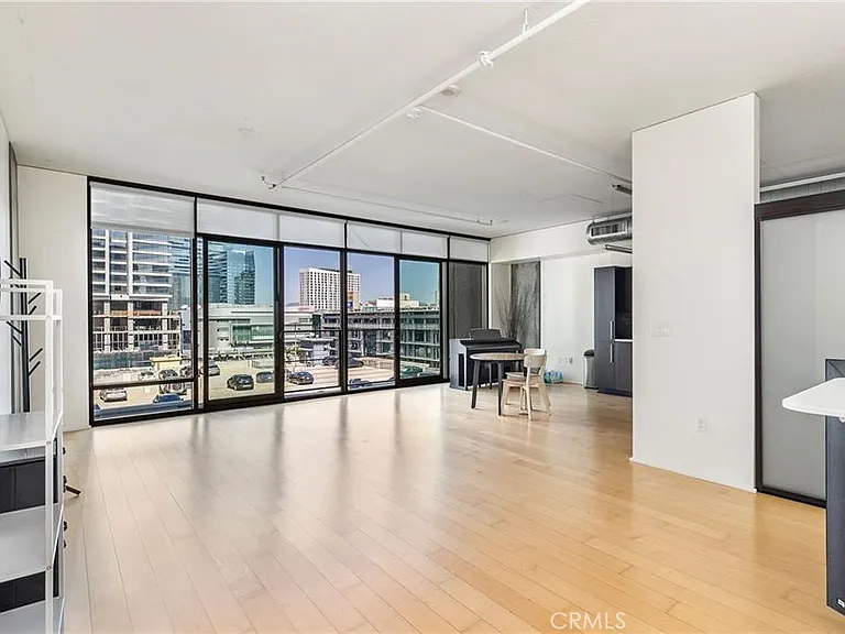 1100 S Hope St #810 — Photo 7