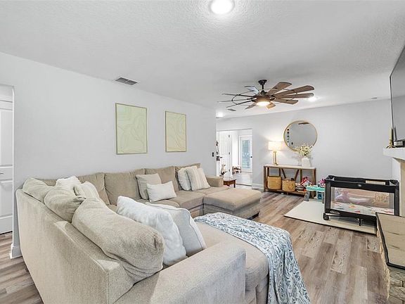 4th image of 2118 E KEYSVILLE ROAD