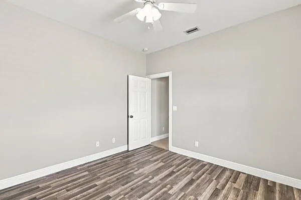 5866 NW Mesa Cir — Photo 41