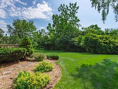 3956 Highlander Way E, Ann Arbor, MI 48108 | Zillow