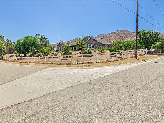 5th image of 4114 9th St