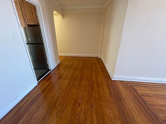 4th image of 114-06 Queens Blvd #Dd8