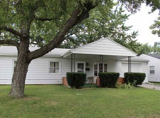 2158 N Fairfield Dr, Marion, IN 46953