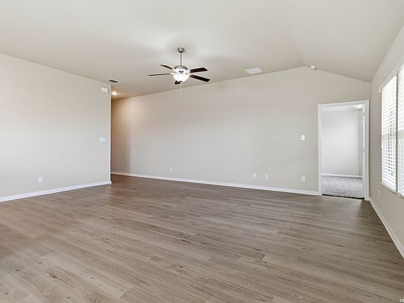 5th image of 2961 Greenbriar