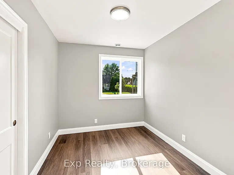 372 Major St #A — Photo 24