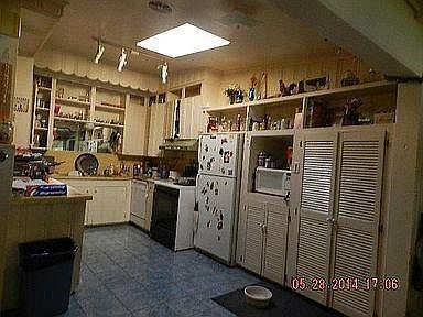 2nd image of 142 Varsity Cir