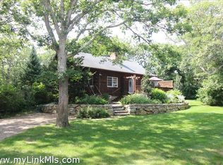 84 18th St S, Edgartown, MA 02539